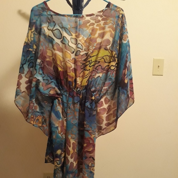 Top - Picture 2 of 2